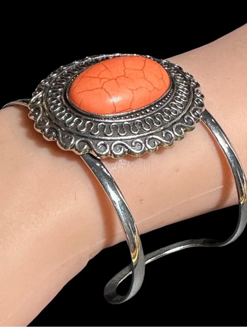 Cuff Bracelet Southwest Boho Style Silver Tone Orange Peach Center Womens NWOT